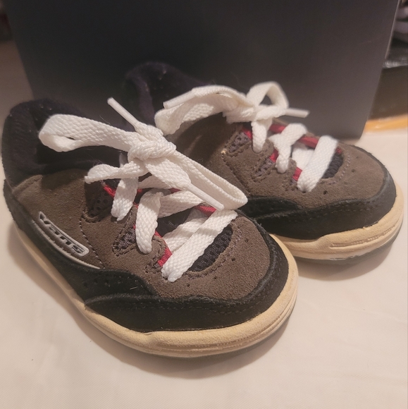 Vans Toddler Sneaker Size 4.5 - Picture 1 of 5